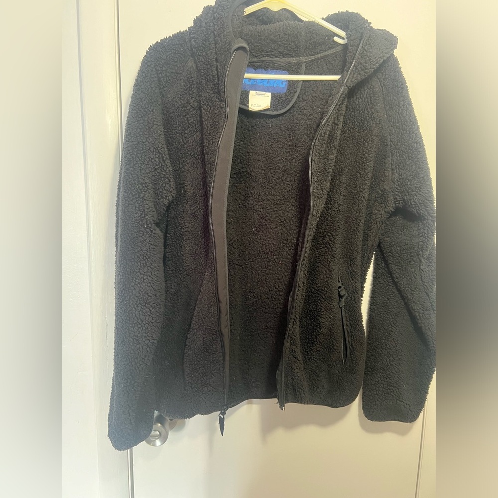 Black Fleece Zip-Up Jacket With Hood.